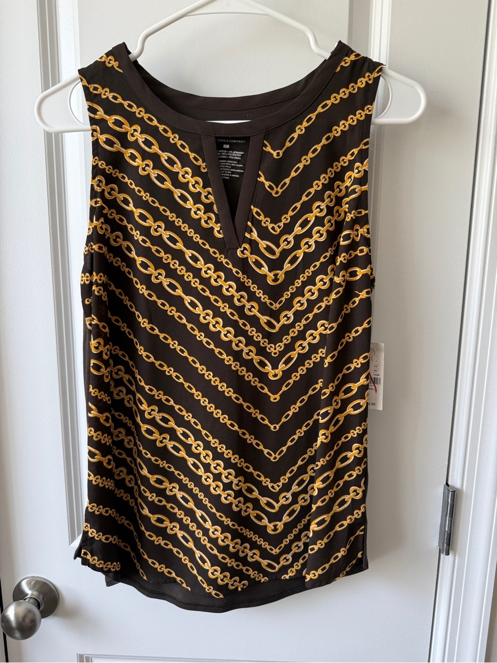 New York & Company Black Sleeveless Chain-Print V-Notch Camisole
